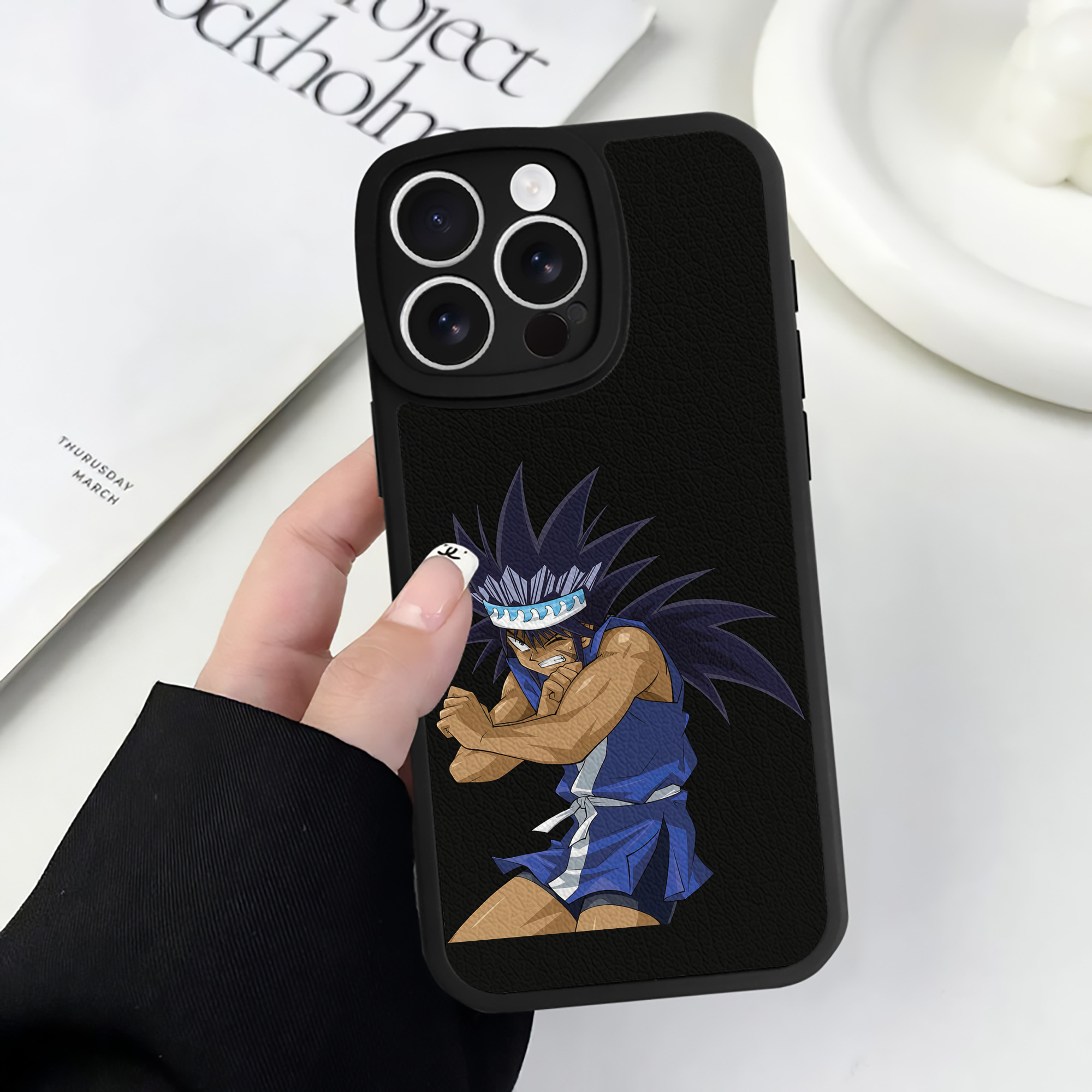 （画像用） 遊☆戯☆王 Yu-Gi-Oh! 【iPhone 16シリーズ対応】シリコンスマホケース（レザー調） 材質：シリコン